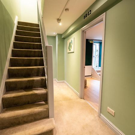 Aaron Wise - 17 Fitzhamon Apartments Cardiff Luaran gambar