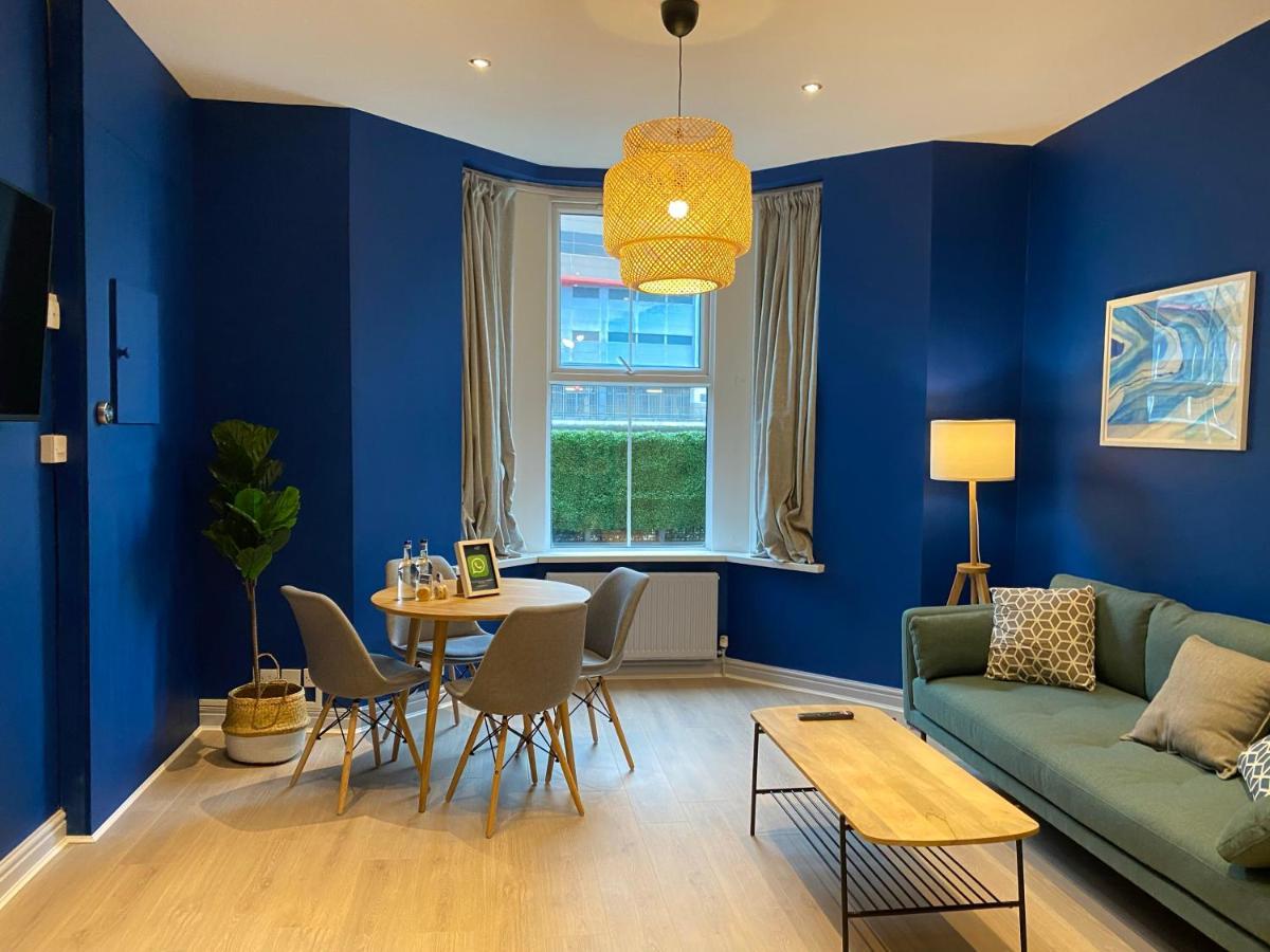 Aaron Wise - 17 Fitzhamon Apartments Cardiff Luaran gambar