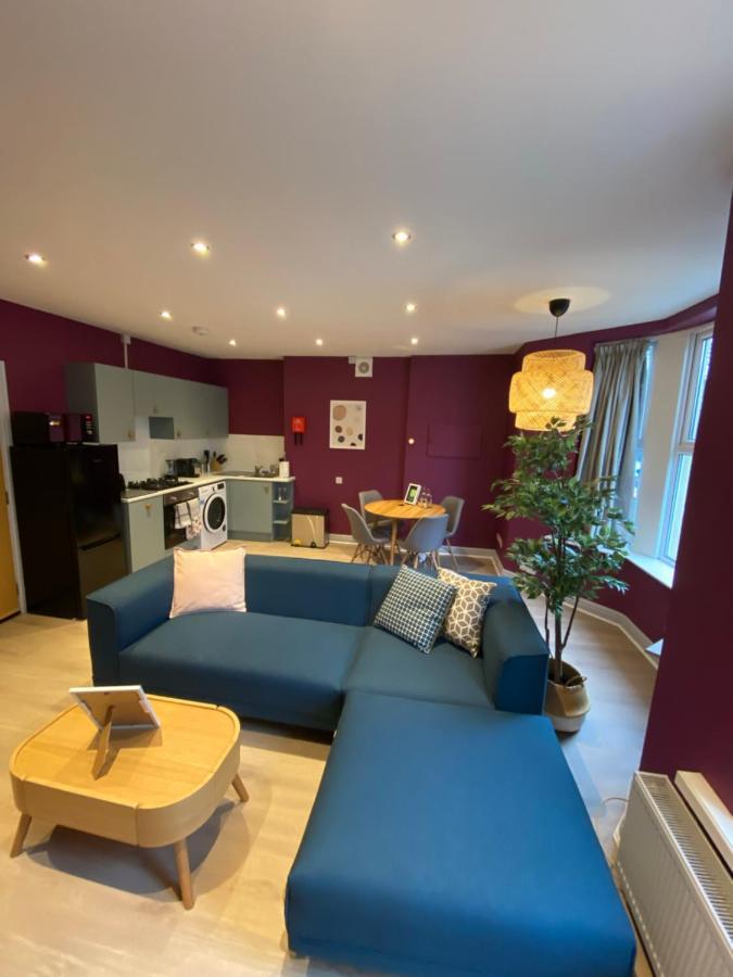 Aaron Wise - 17 Fitzhamon Apartments Cardiff Luaran gambar