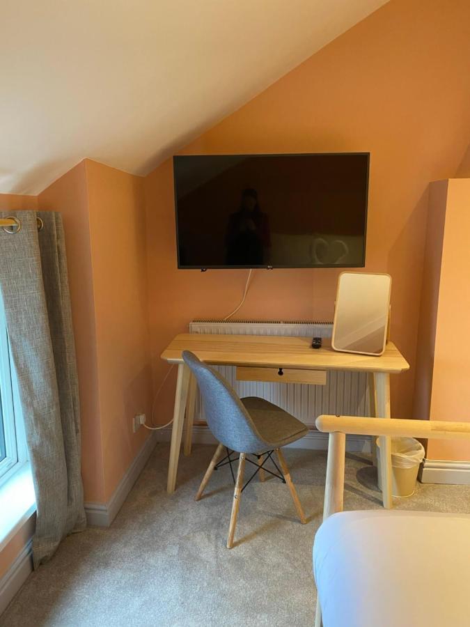 Aaron Wise - 17 Fitzhamon Apartments Cardiff Luaran gambar