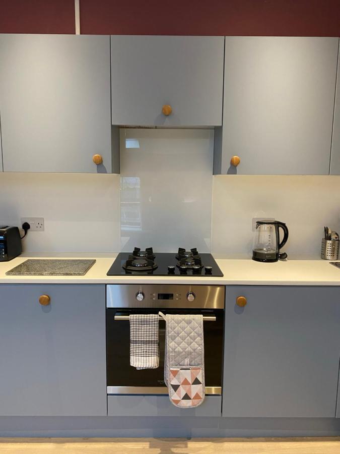 Aaron Wise - 17 Fitzhamon Apartments Cardiff Luaran gambar