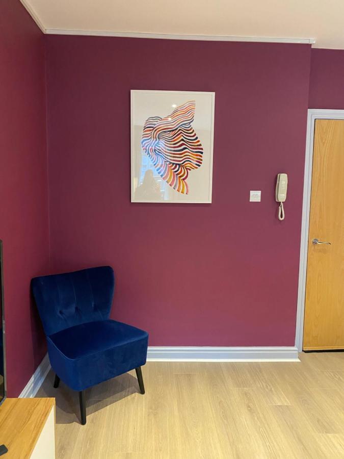 Aaron Wise - 17 Fitzhamon Apartments Cardiff Luaran gambar